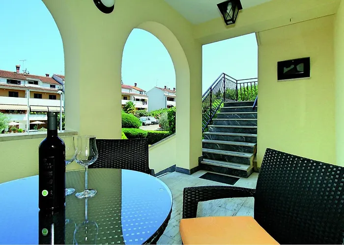 Asantica I Appartement *