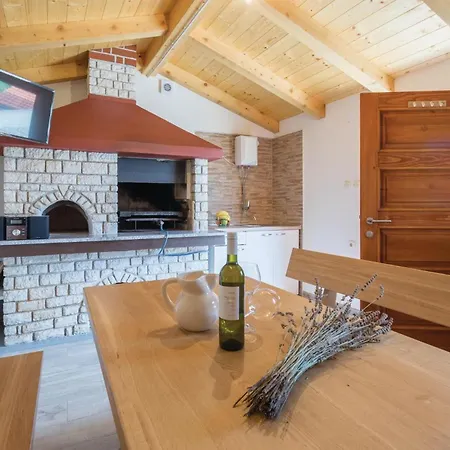 Beautiful In With Kitchen *