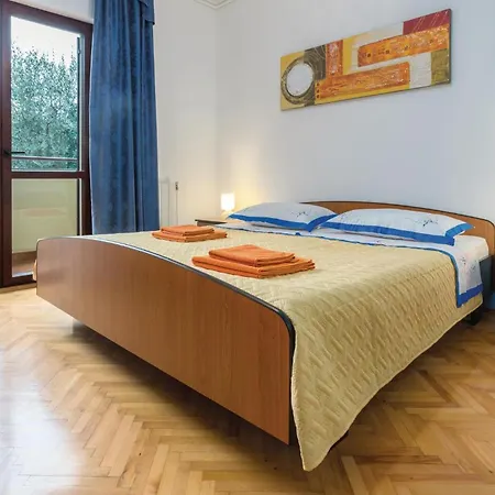 Asantica I Apartment Poreč